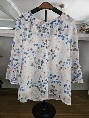 Women's Colorful Blouse Size Large.